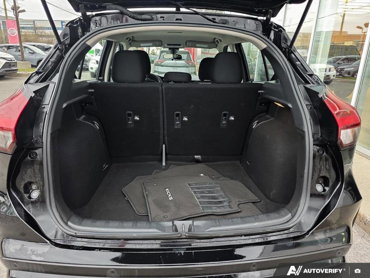 2024 Nissan Kicks SV | Heated Seats | Back-Up Camera | Android Auto | Photo