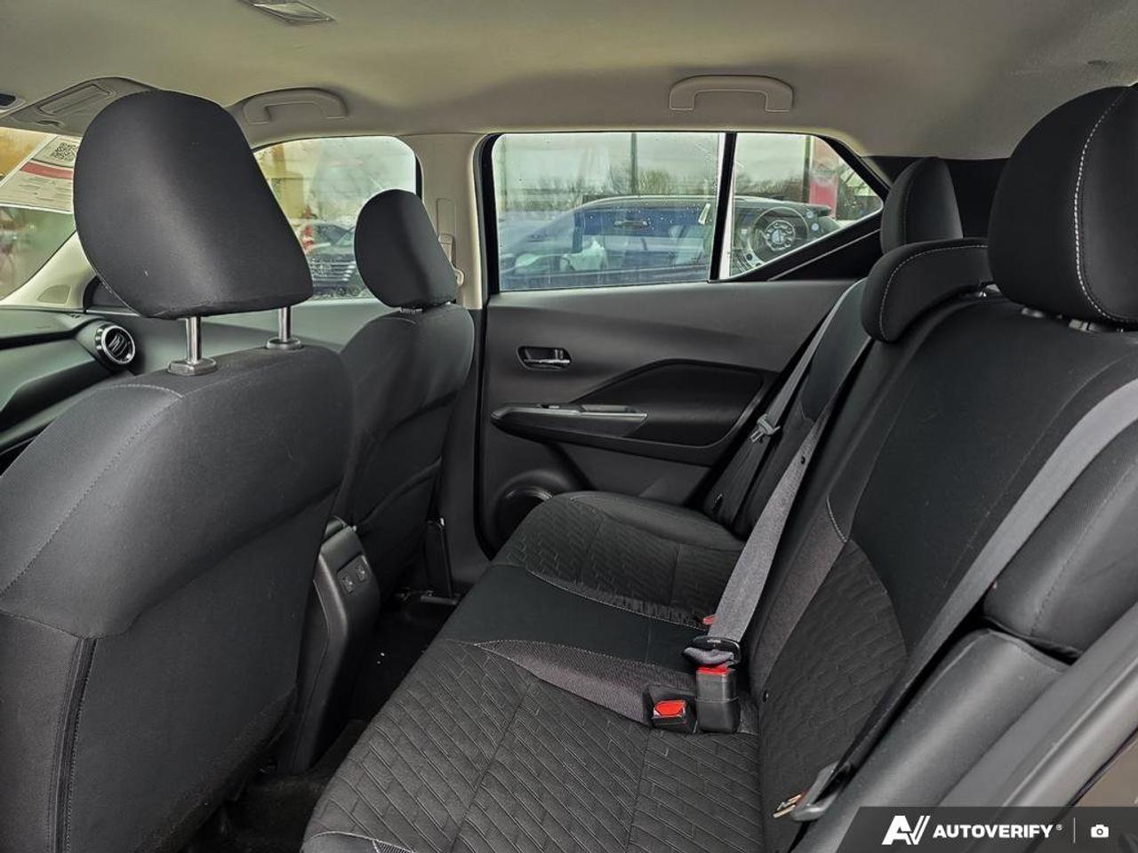 2024 Nissan Kicks SV | Heated Seats | Back-Up Camera | Android Auto | Photo