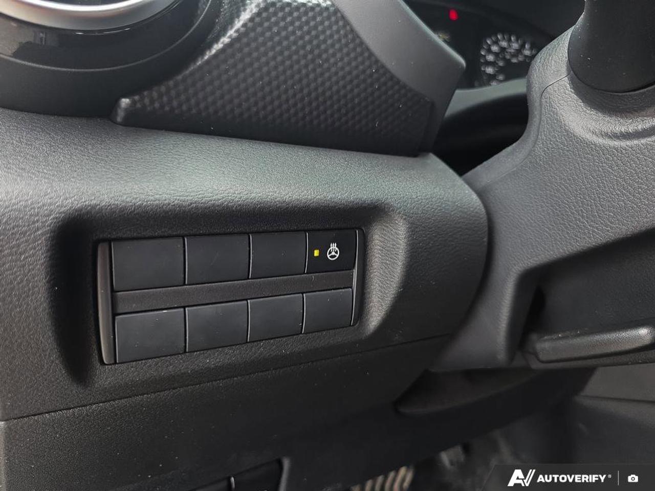 2024 Nissan Kicks SV | Heated Seats | Back-Up Camera | Android Auto | Photo
