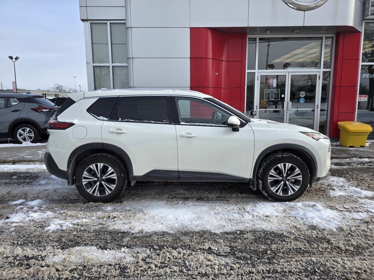 2023 Nissan Rogue SV Moonroof AWD | Android Auto | Apple Car Play | Photo4
