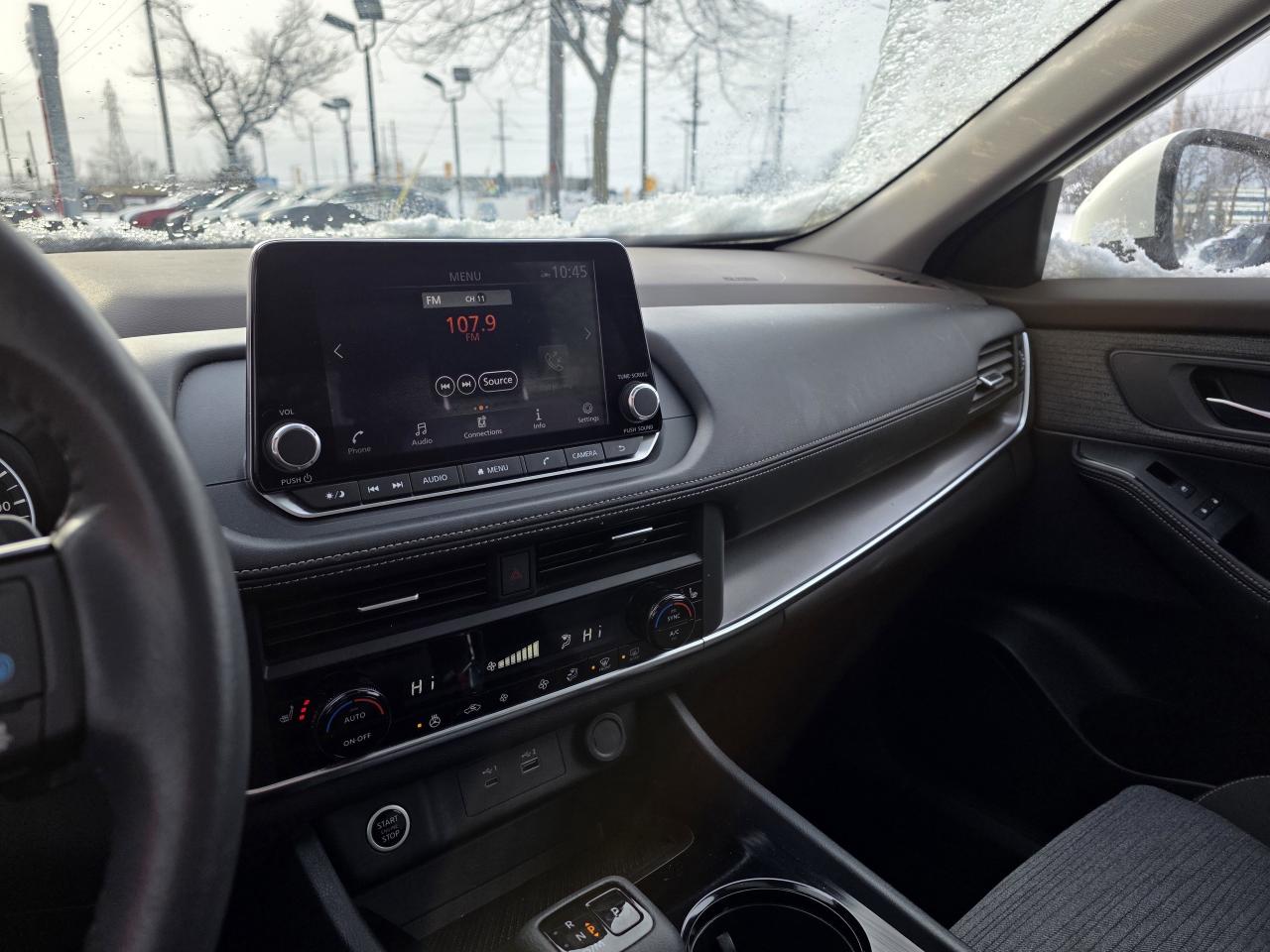 2023 Nissan Rogue SV Moonroof AWD | Android Auto | Apple Car Play | Photo