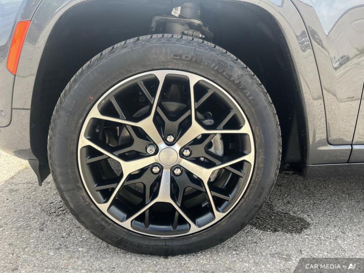 2023 Jeep Grand Cherokee 4xe Summit Reserve | Navigation | Leather | Sunroof | Remote Start | Rain Sensing Wipers | Photo