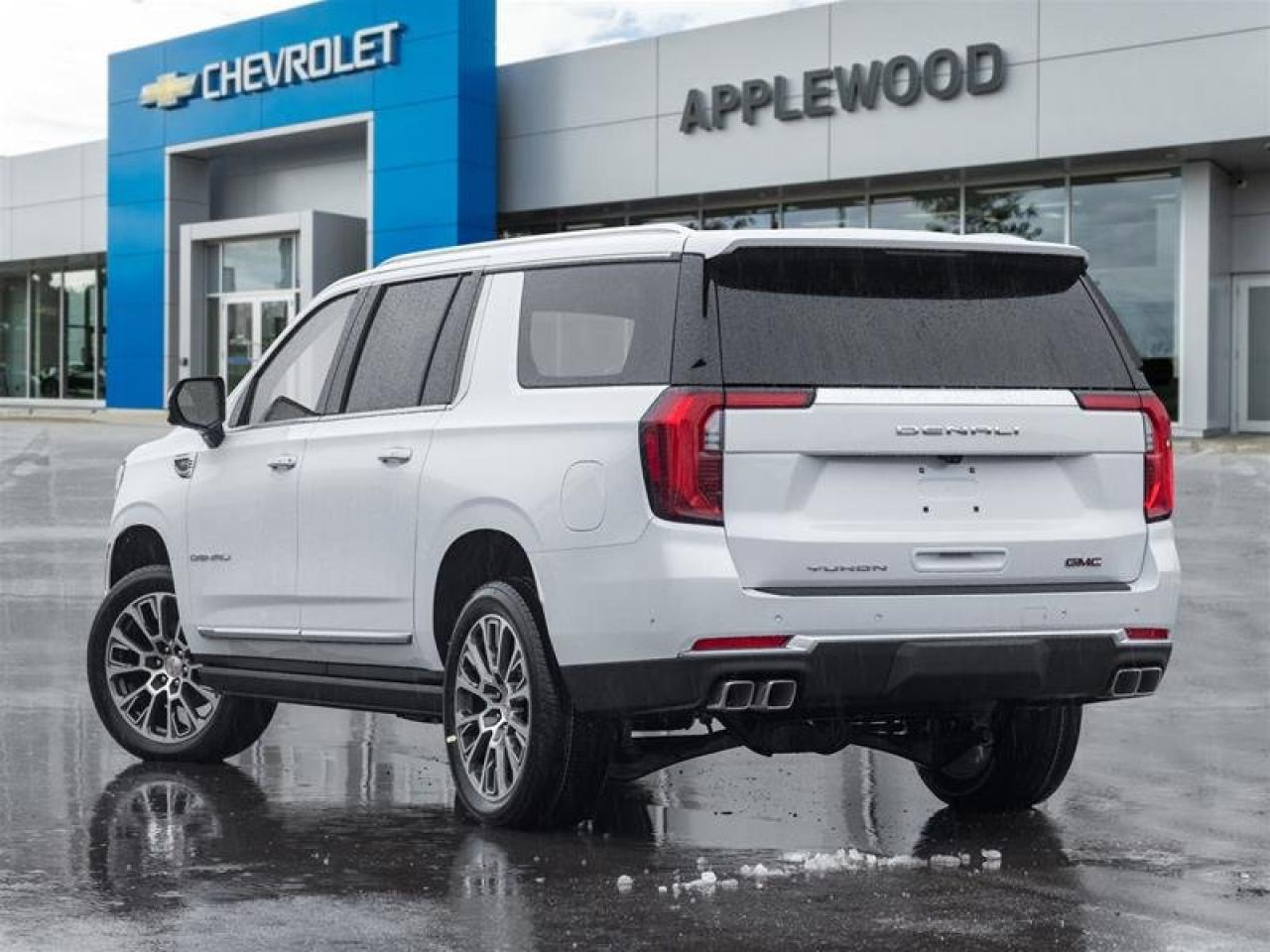 2026 GMC Yukon XL Denali Photo4