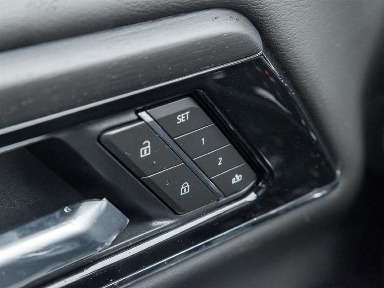 2026 GMC Yukon XL Denali Photo