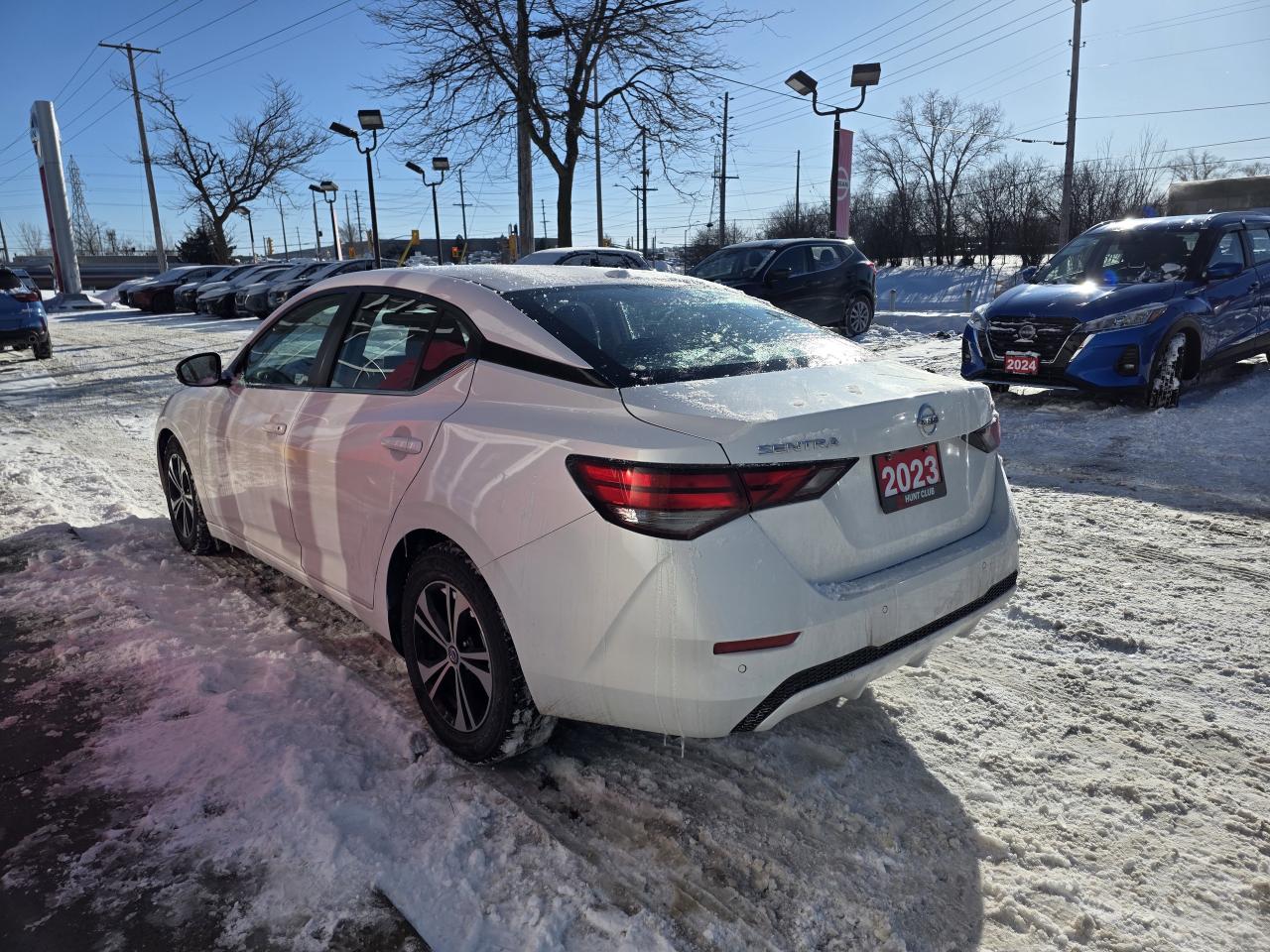 2023 Nissan Sentra SV | Heated Seats | Apple Car Play | Android Auto | Photo