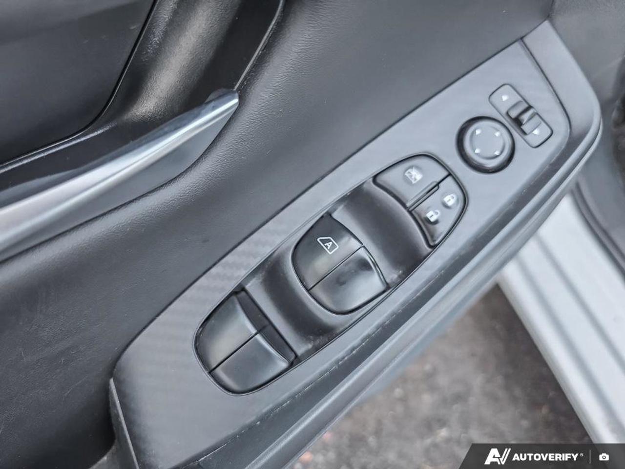 2023 Nissan Sentra SV | Heated Seats | Apple Car Play | Android Auto | Photo
