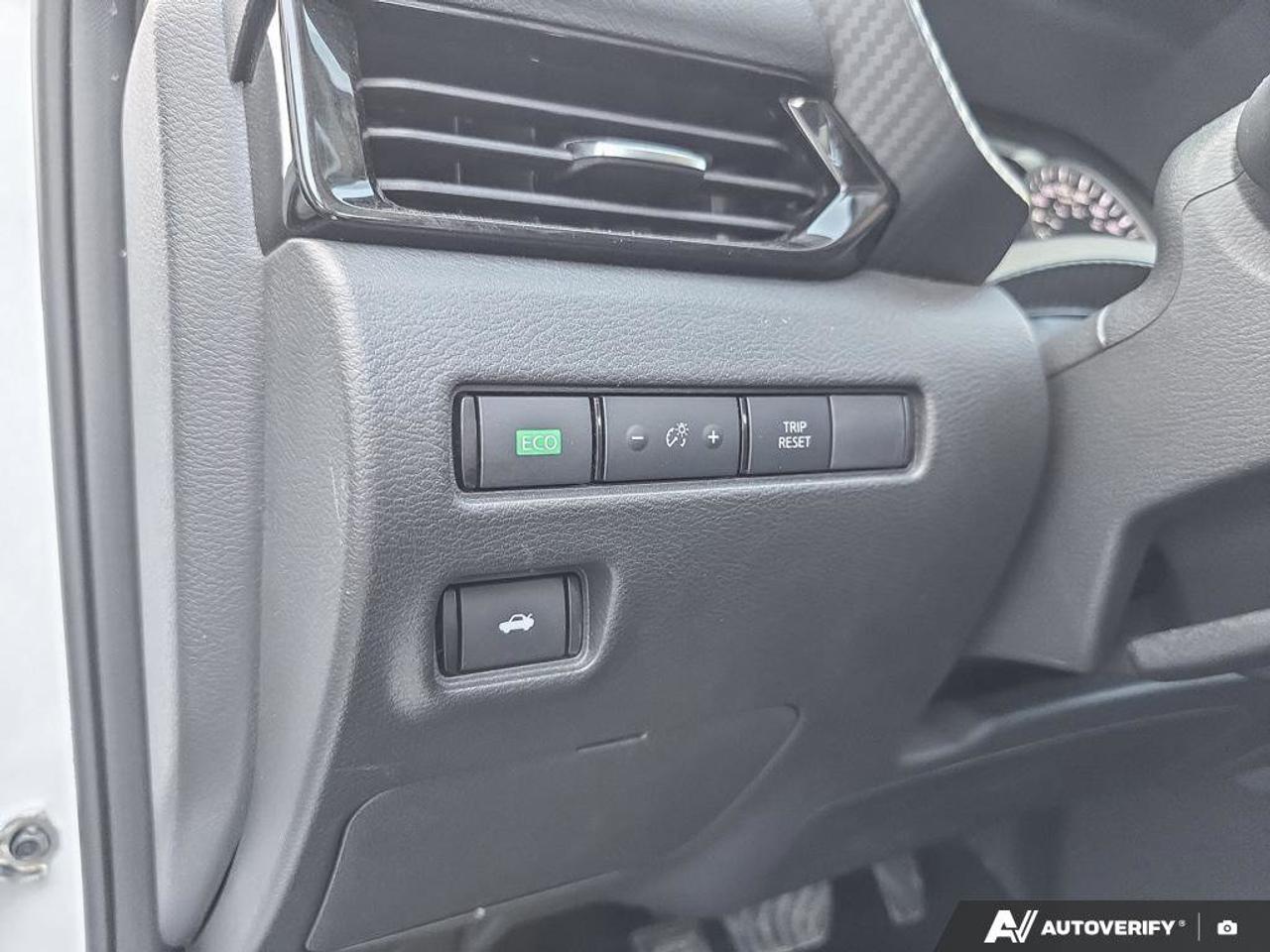 2023 Nissan Sentra SV | Heated Seats | Apple Car Play | Android Auto | Photo