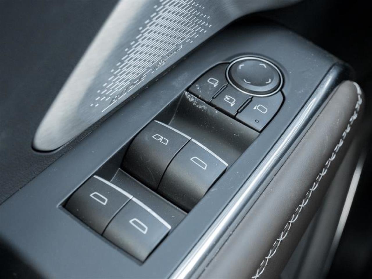 2026 GMC Acadia Denali Ultimate Photo