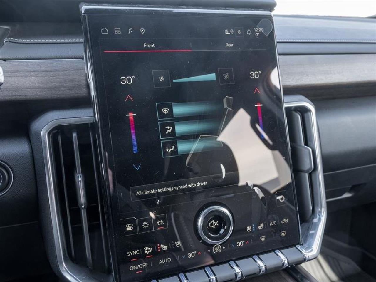 2026 GMC Acadia Denali Ultimate Photo