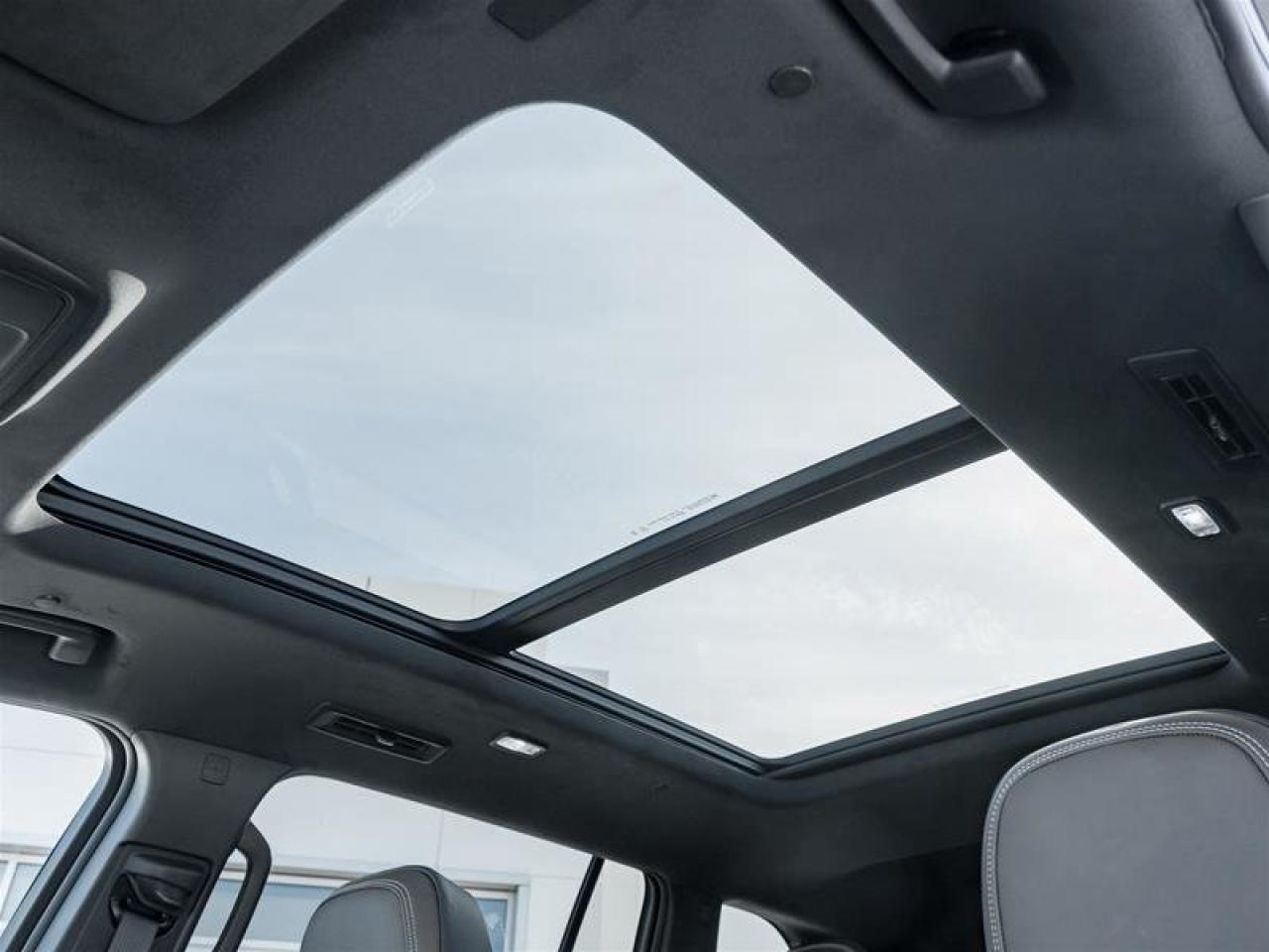 2026 GMC Acadia Denali Ultimate Photo