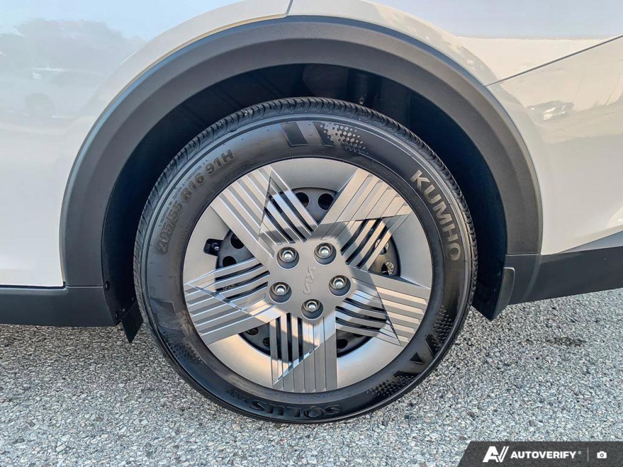 2025 Kia K4 LX | Heated Seats | Apple Carplay | Safety Tech | Like New | Photo