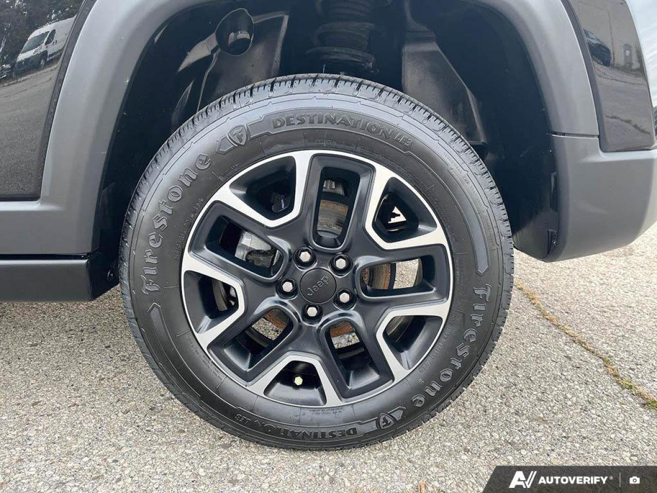 2021 Jeep Compass Trailhawk | Pano Roof | Navigation | Apple Carplay | Photo