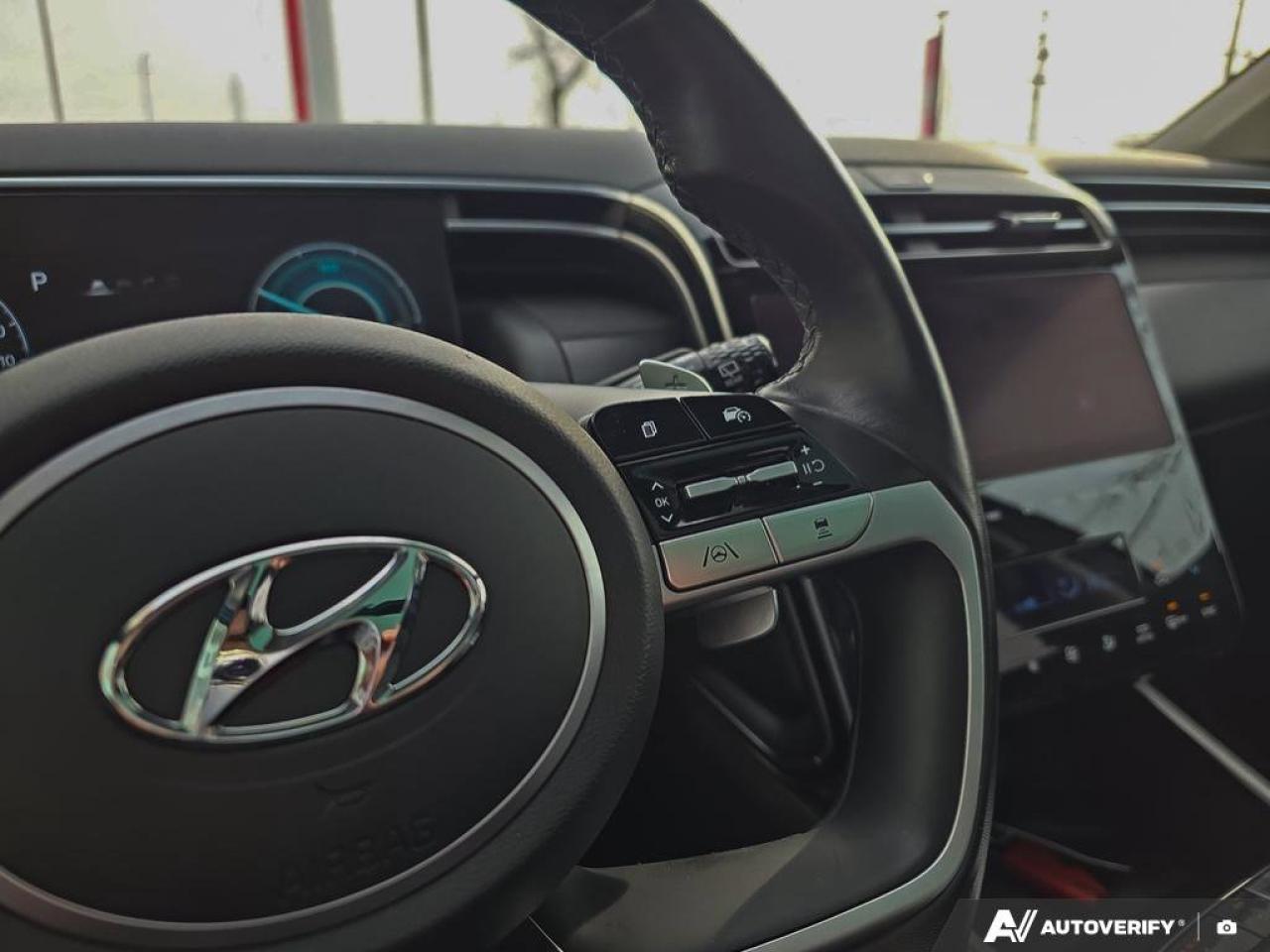 2024 Hyundai Tucson Hybrid Luxury AWD | Wireless Apple Car Play | Bose Audio | Photo