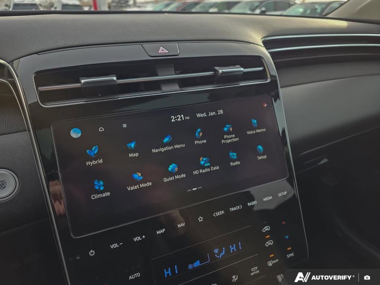 2024 Hyundai Tucson Hybrid Luxury AWD | Wireless Apple Car Play | Bose Audio | Photo