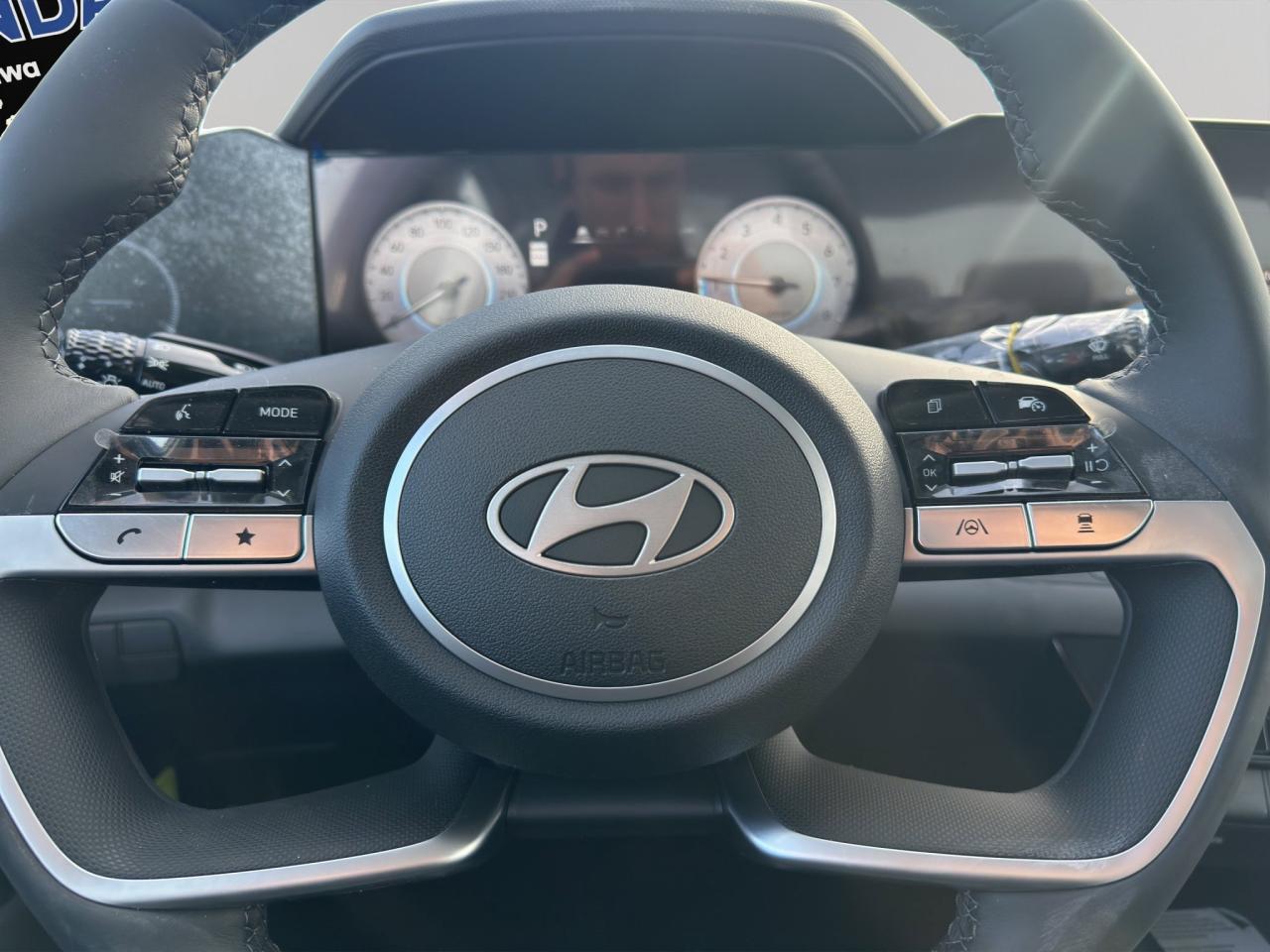 2026 Hyundai Elantra Luxury Photo