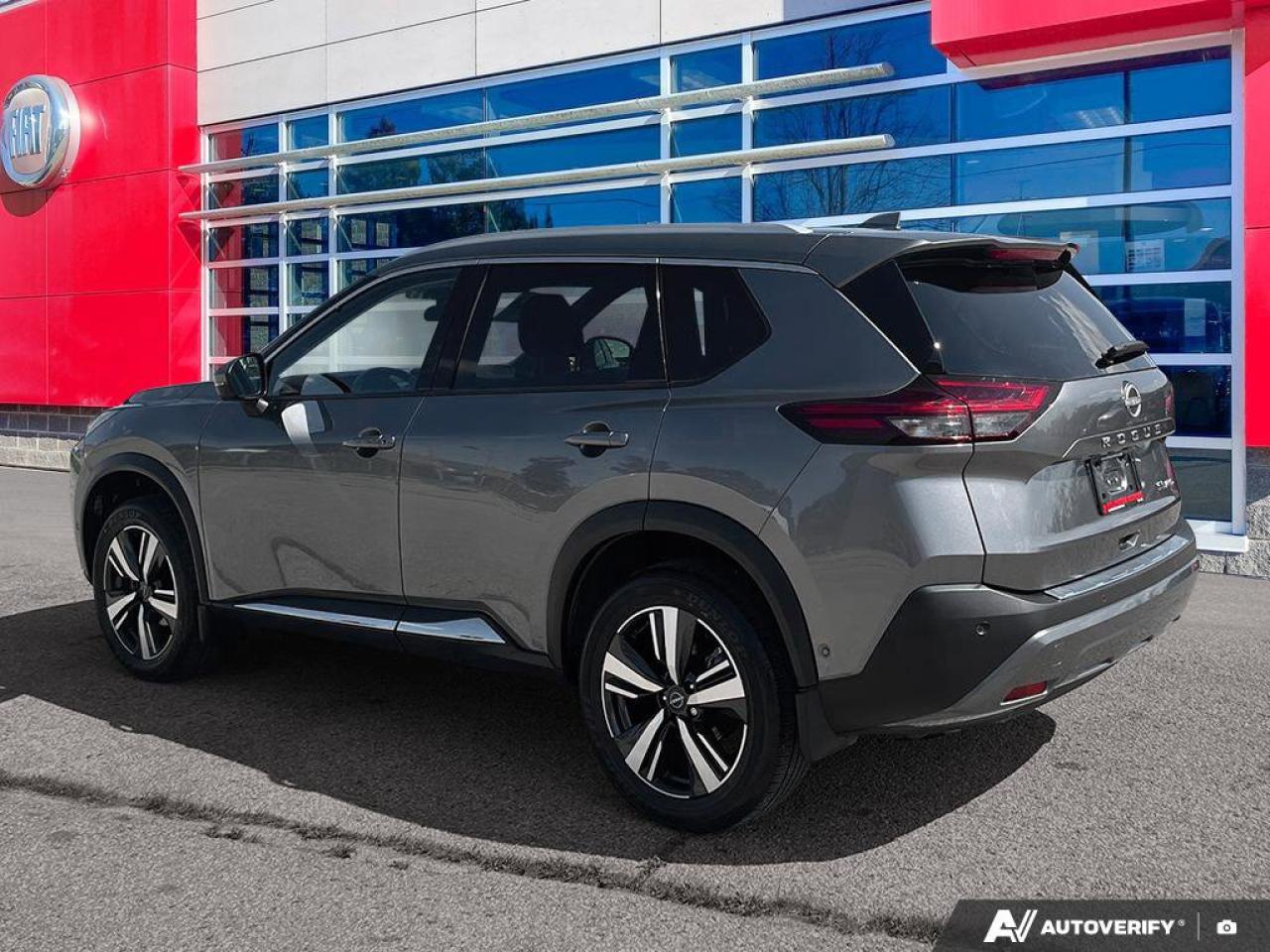 2023 Nissan Rogue SL | Leather | Moonroof | Nav | Safety Tech | Photo