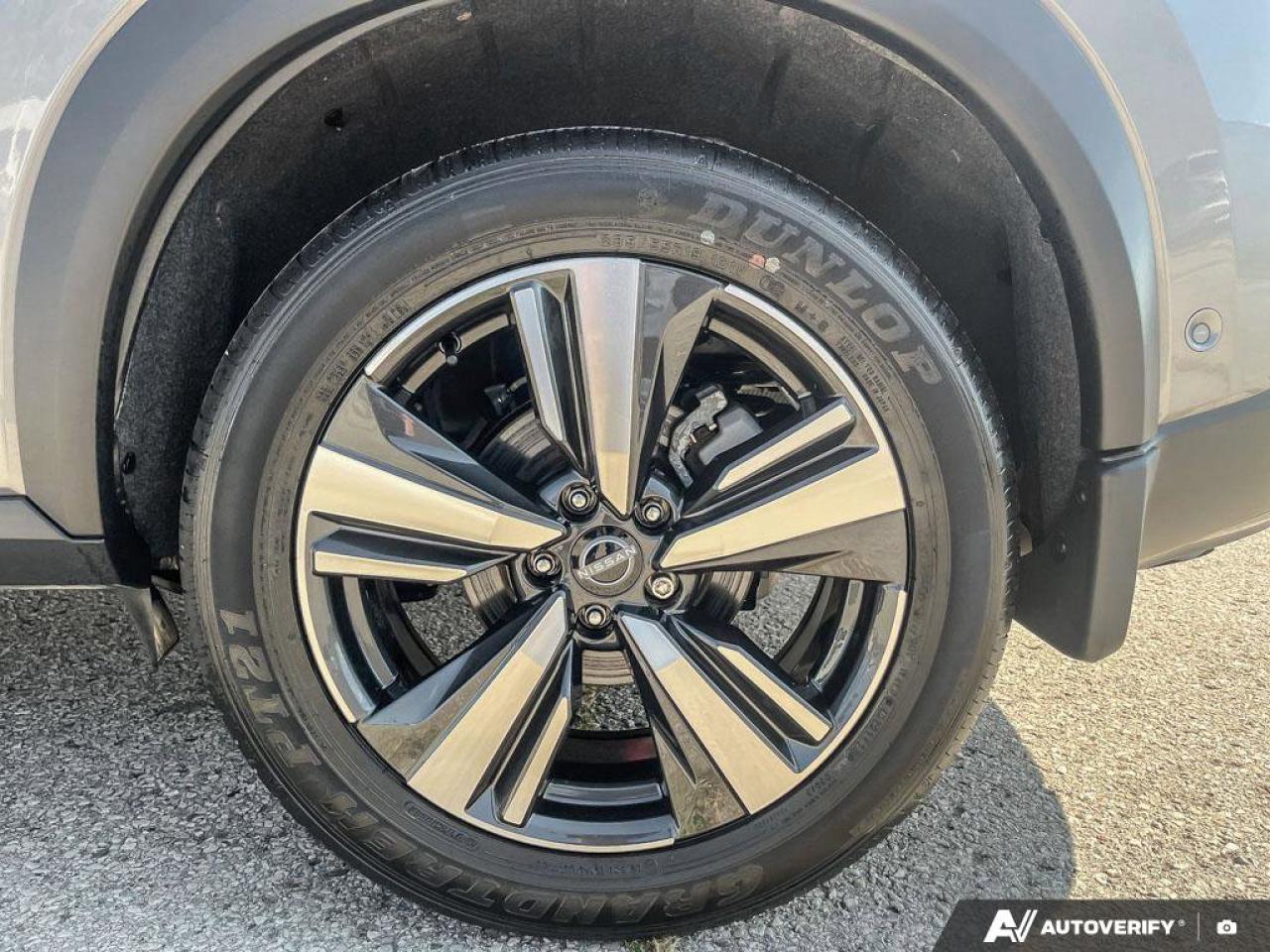 2023 Nissan Rogue SL | Leather | Moonroof | Nav | Safety Tech | Photo