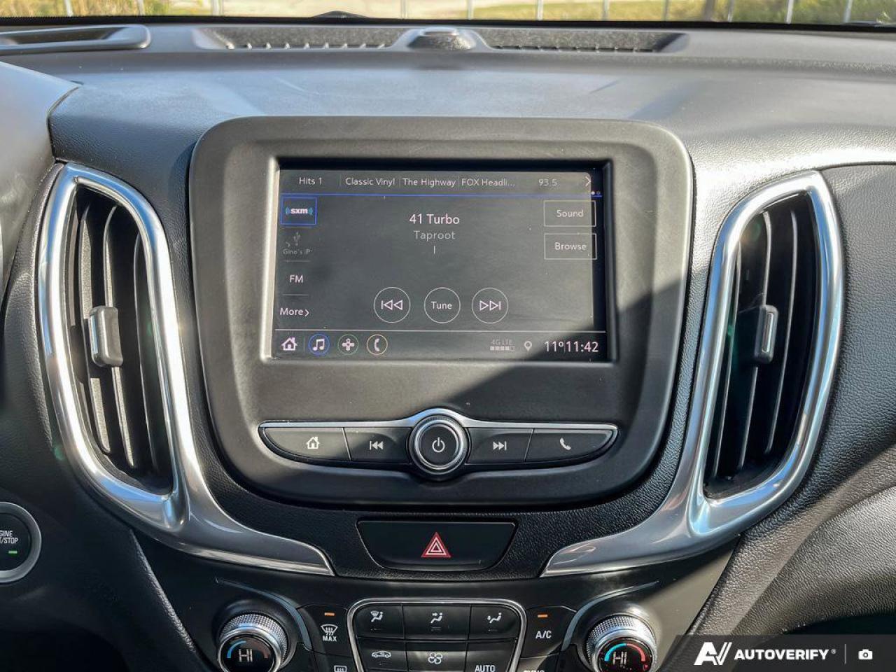 2021 Chevrolet Equinox LT | Apple Carplay | Heated Seats | Safety Tech | Photo