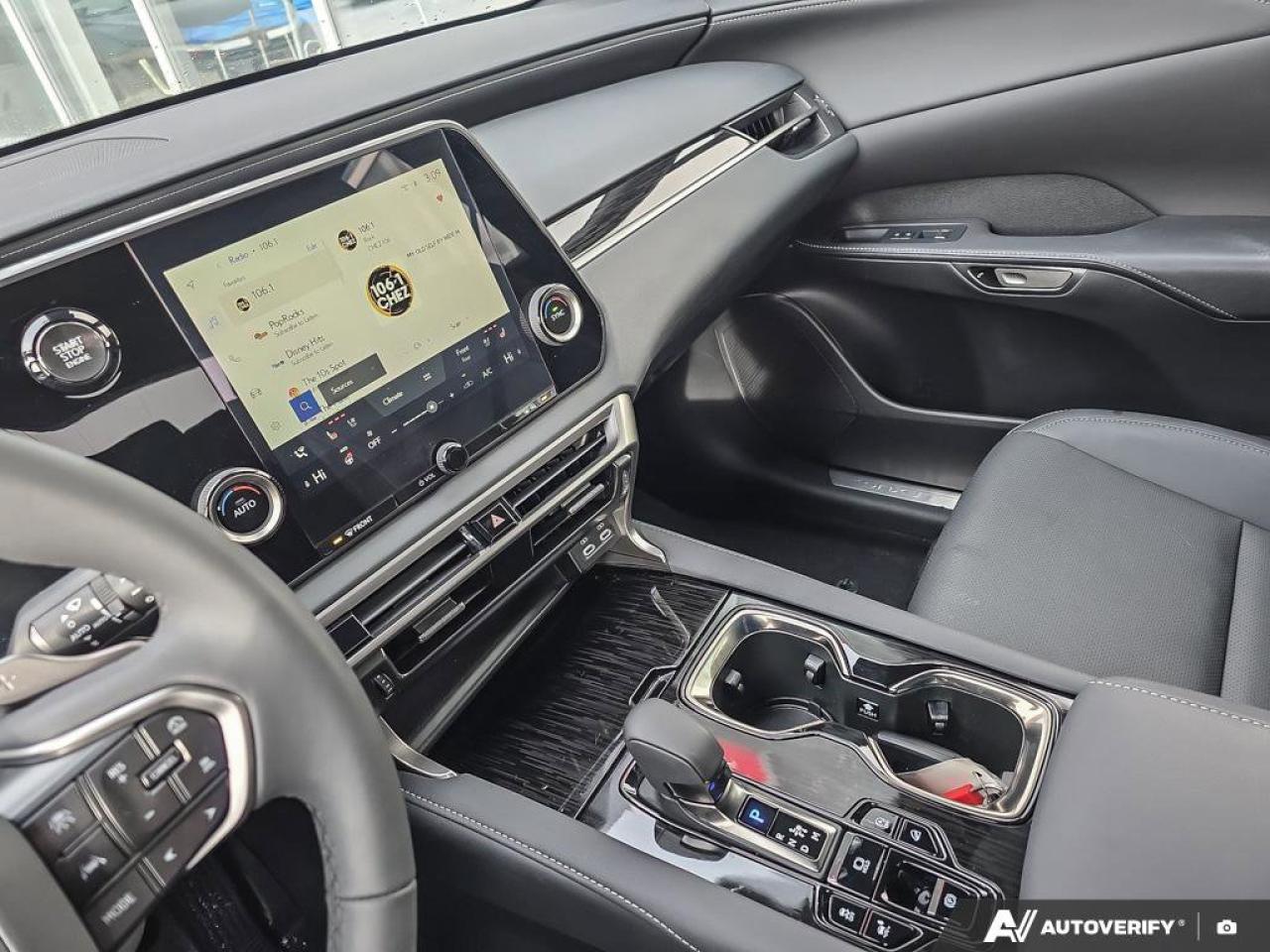 2025 Lexus RX 350 | AWD |   wireless Apple CarPlay & Android Auto | Lexus Safety Suite 3.0 | Photo