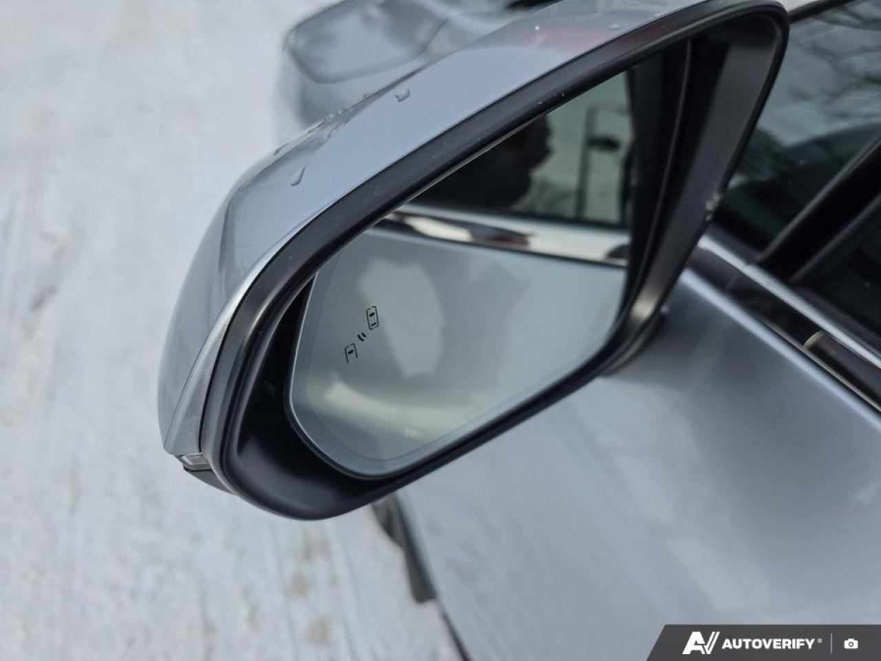 2025 Lexus RX 350 | AWD |   wireless Apple CarPlay & Android Auto | Lexus Safety Suite 3.0 | Photo