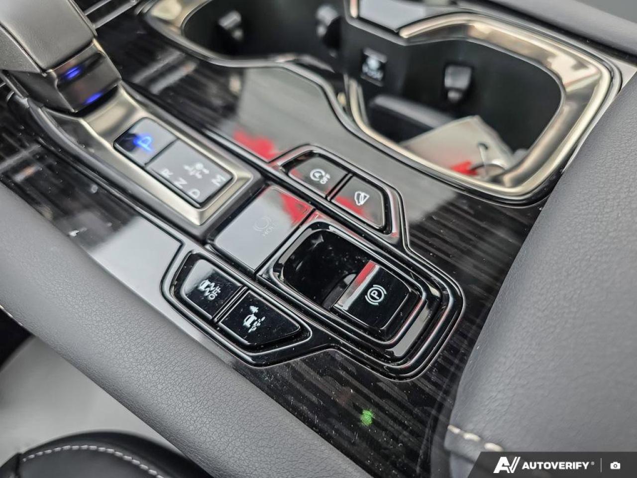 2025 Lexus RX 350 | AWD |   wireless Apple CarPlay & Android Auto | Lexus Safety Suite 3.0 | Photo