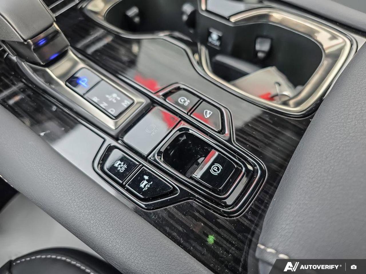 2025 Lexus RX 350 | AWD |   wireless Apple CarPlay & Android Auto | Lexus Safety Suite 3.0 | Photo