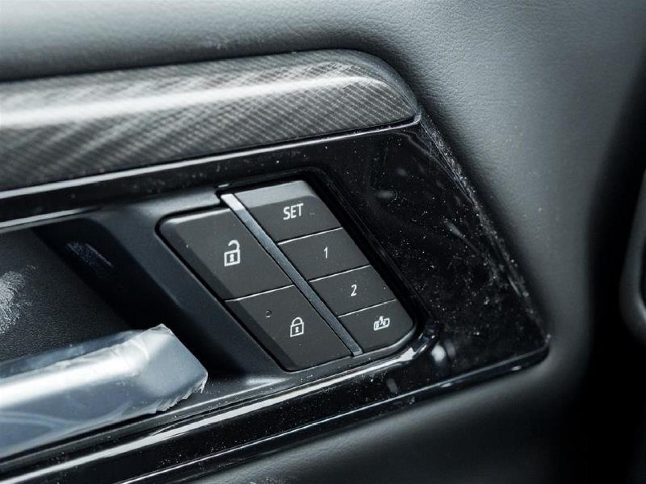 2026 GMC Yukon AT4 Photo