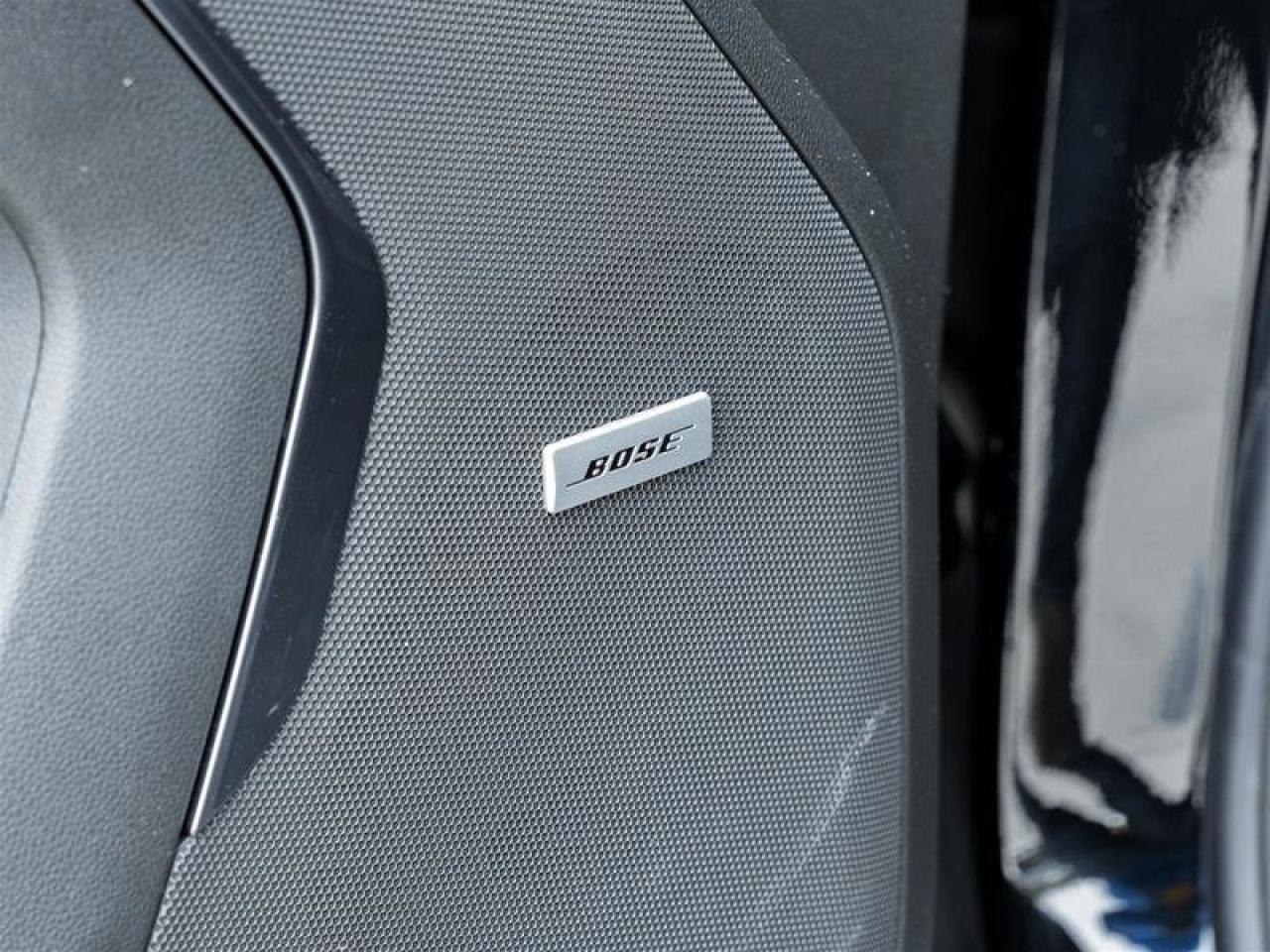 2026 GMC Yukon AT4 Photo