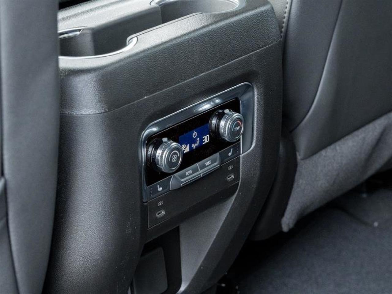 2026 GMC Yukon AT4 Photo