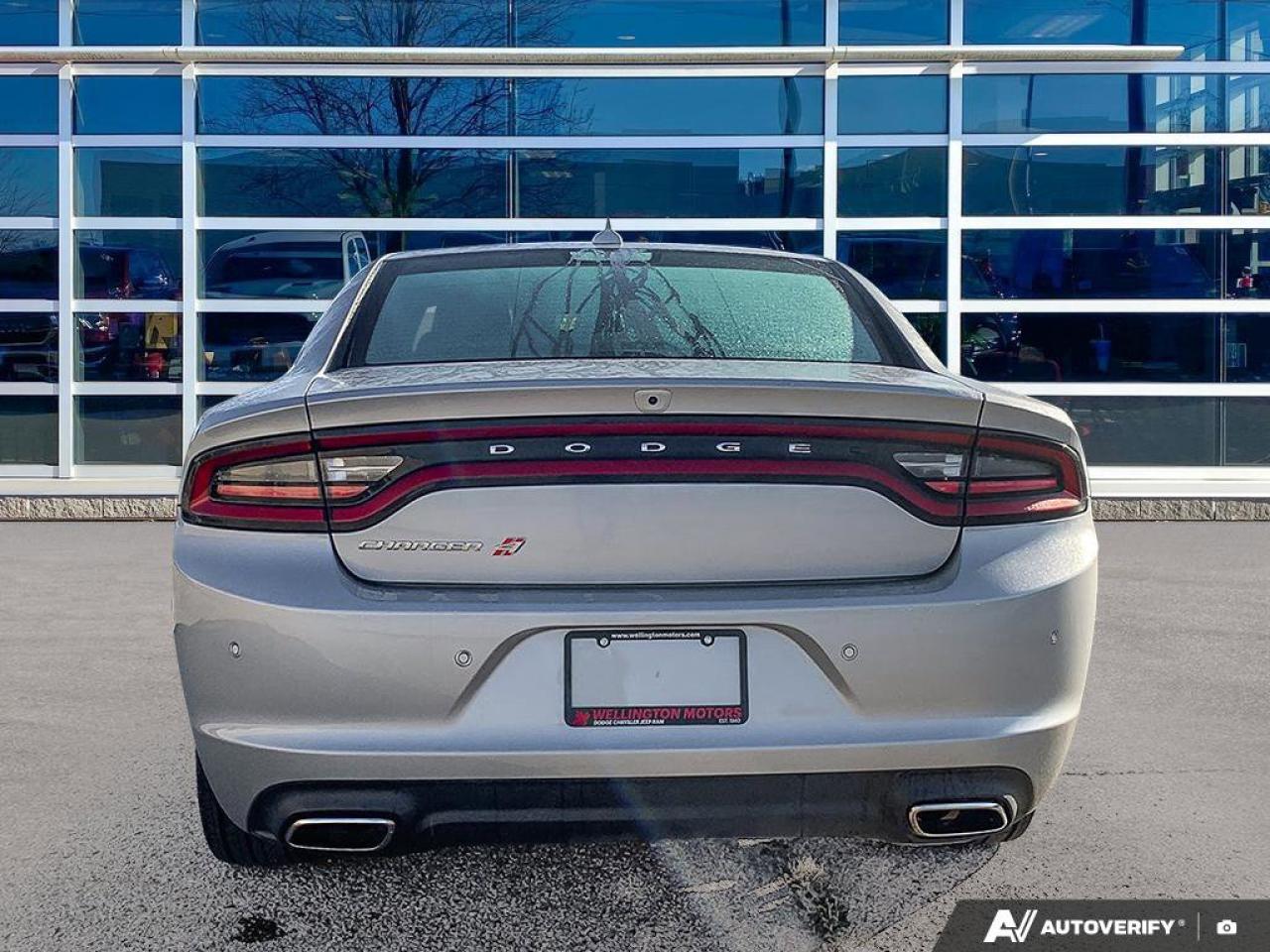 2023 Dodge Charger SXT | Leather | Nav | Moonroof | Safety Tech | Photo3