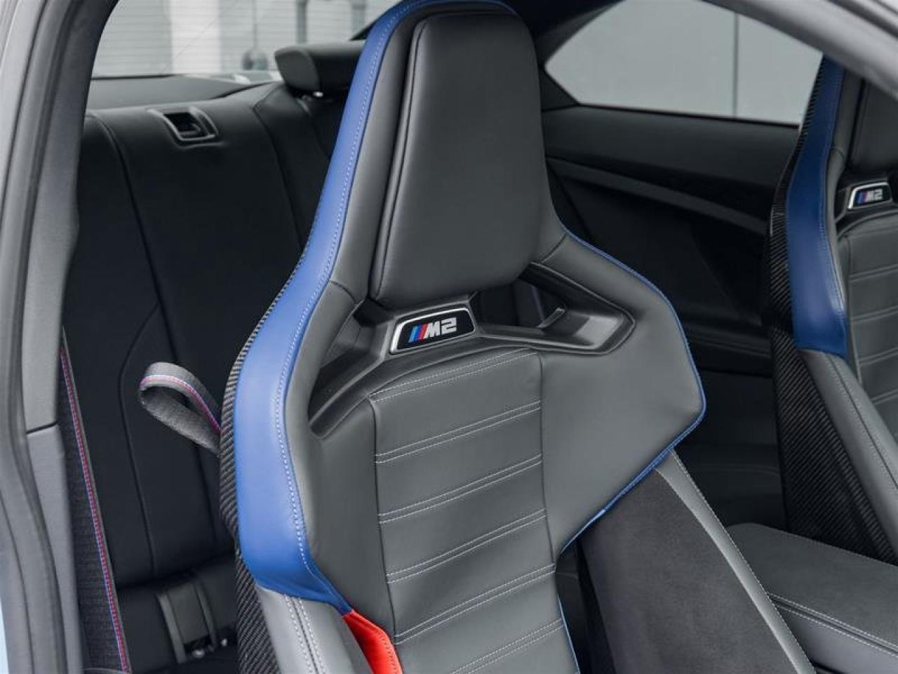 2023 BMW M2 Coupe Photo