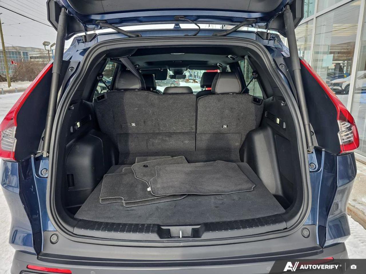 2024 Honda CR-V Hybrid Touring AWD | Apple Car Play | Android Auto | Leather Seating | Photo