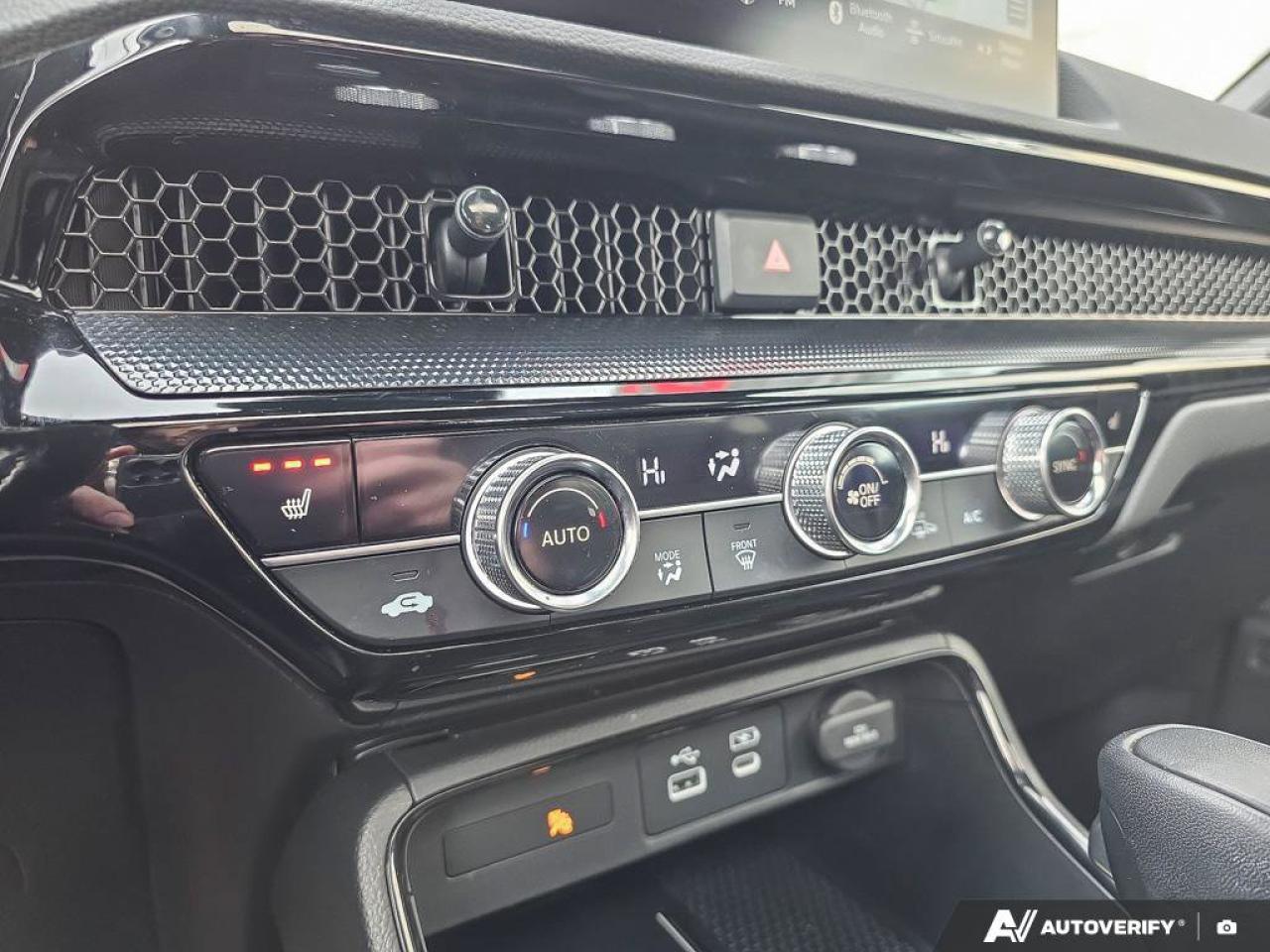 2024 Honda CR-V Hybrid Touring AWD | Apple Car Play | Android Auto | Leather Seating | Photo