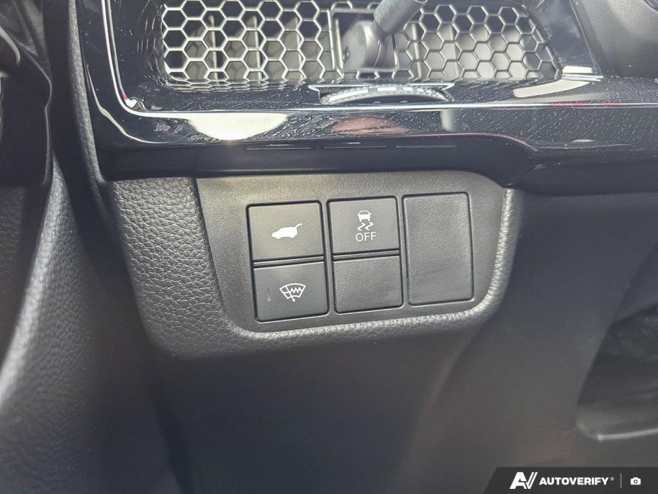 2024 Honda CR-V Hybrid Touring AWD | Apple Car Play | Android Auto | Leather Seating | Photo