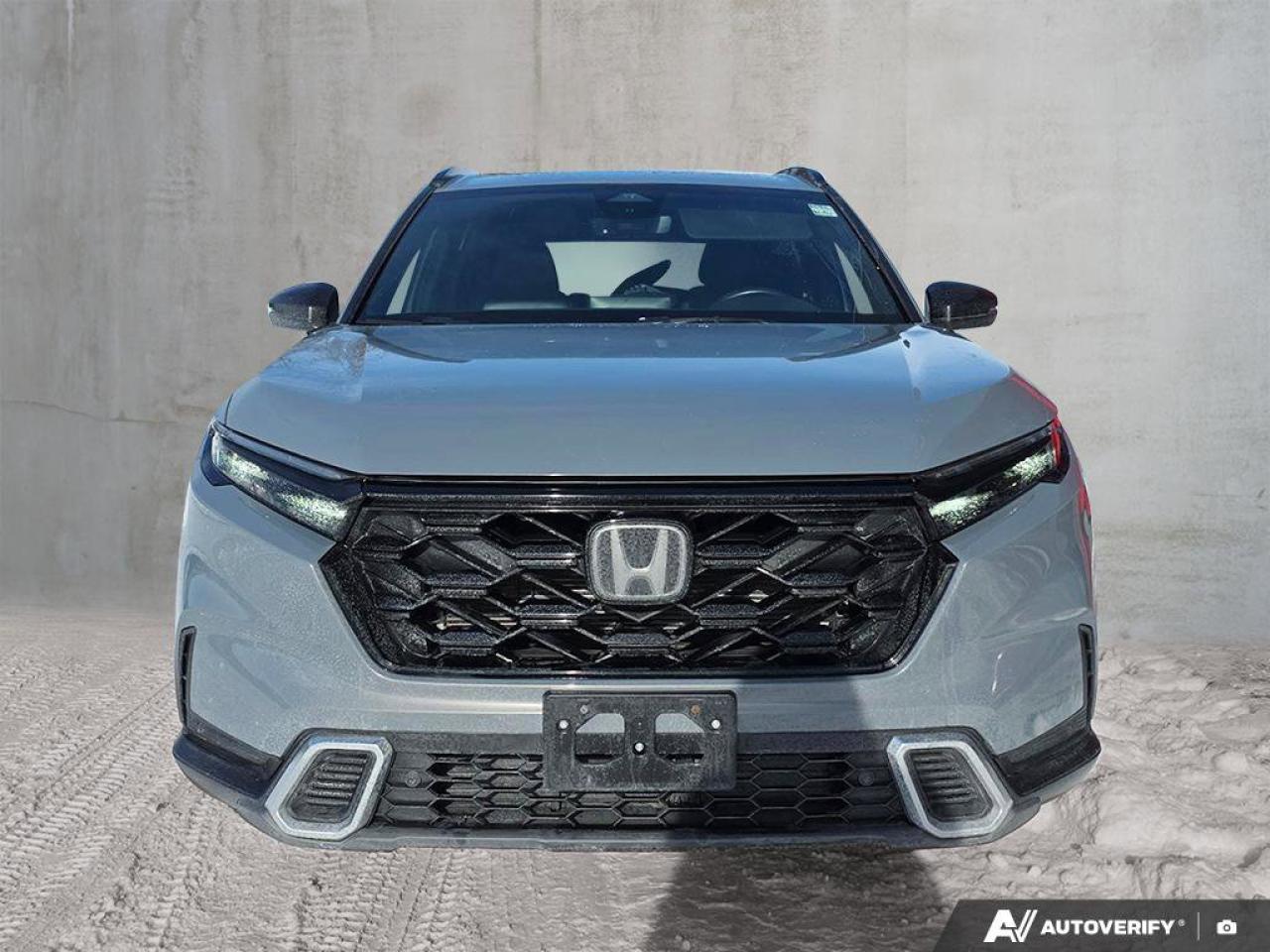 2024 Honda CR-V Hybrid Touring AWD | Apple Car Play | Multi-Angle Rearview Camera | Photo