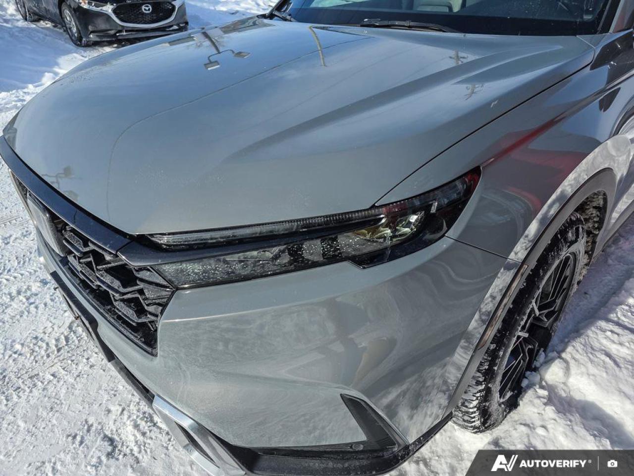 2024 Honda CR-V Hybrid Touring AWD | Apple Car Play | Multi-Angle Rearview Camera | Photo