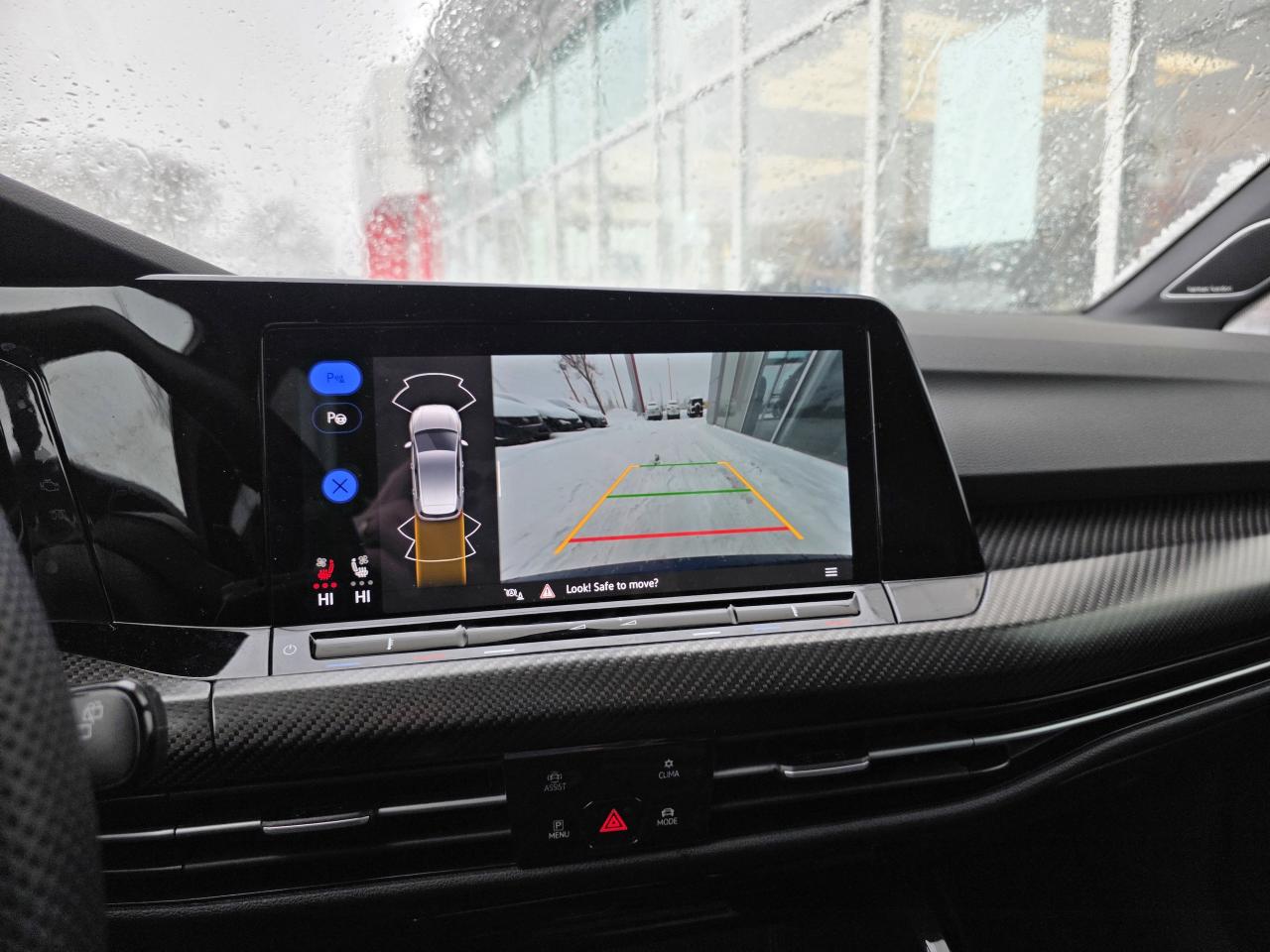 2024 Volkswagen Golf R | 4MOTION all-wheel drive with torque vectoring | Apple Car Play | Photo