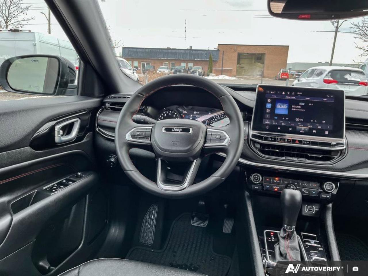 2024 Jeep Compass Trailhawk Photo