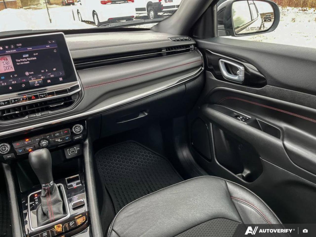 2024 Jeep Compass Trailhawk Photo