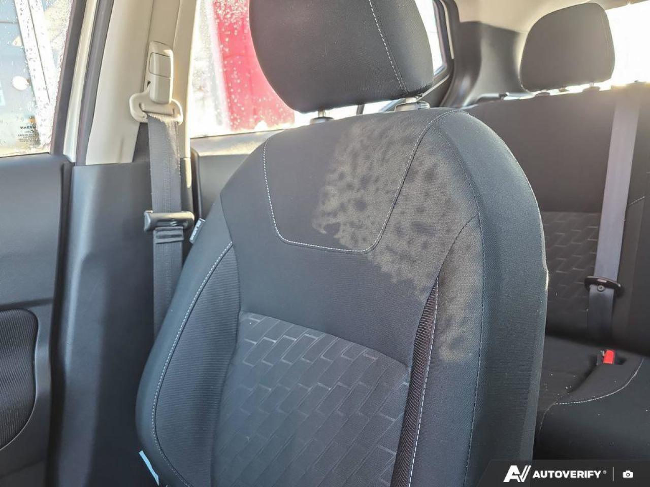 2024 Nissan Kicks SV | Android Auto | Apple Car Play | Heated Seats | Photo