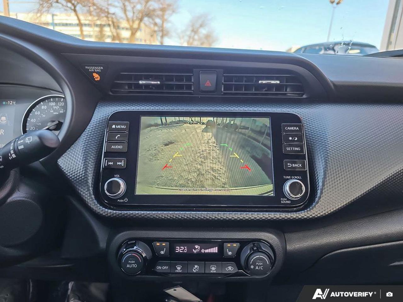 2024 Nissan Kicks SV | Android Auto | Apple Car Play | Heated Seats | Photo