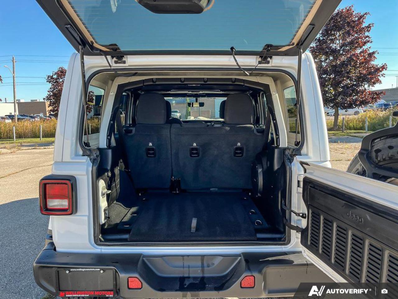 2023 Jeep Wrangler Sahara | Nav | Apple Carplay | V6 | Alpine Audio | Photo