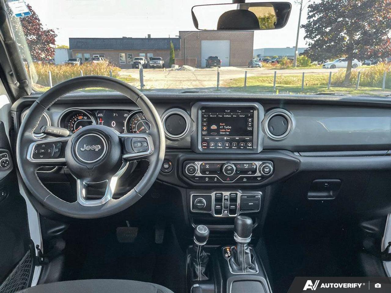 2023 Jeep Wrangler Sahara | Navigation | Apple Carplay | Android Auto | V6 | Alpine Audio | Photo