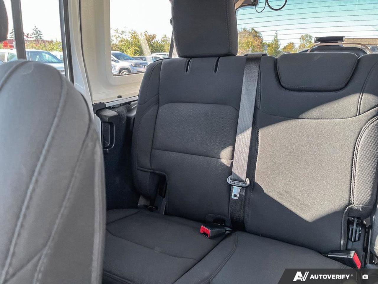2023 Jeep Wrangler Sahara | Navigation | Apple Carplay | Android Auto | V6 | Alpine Audio | Photo