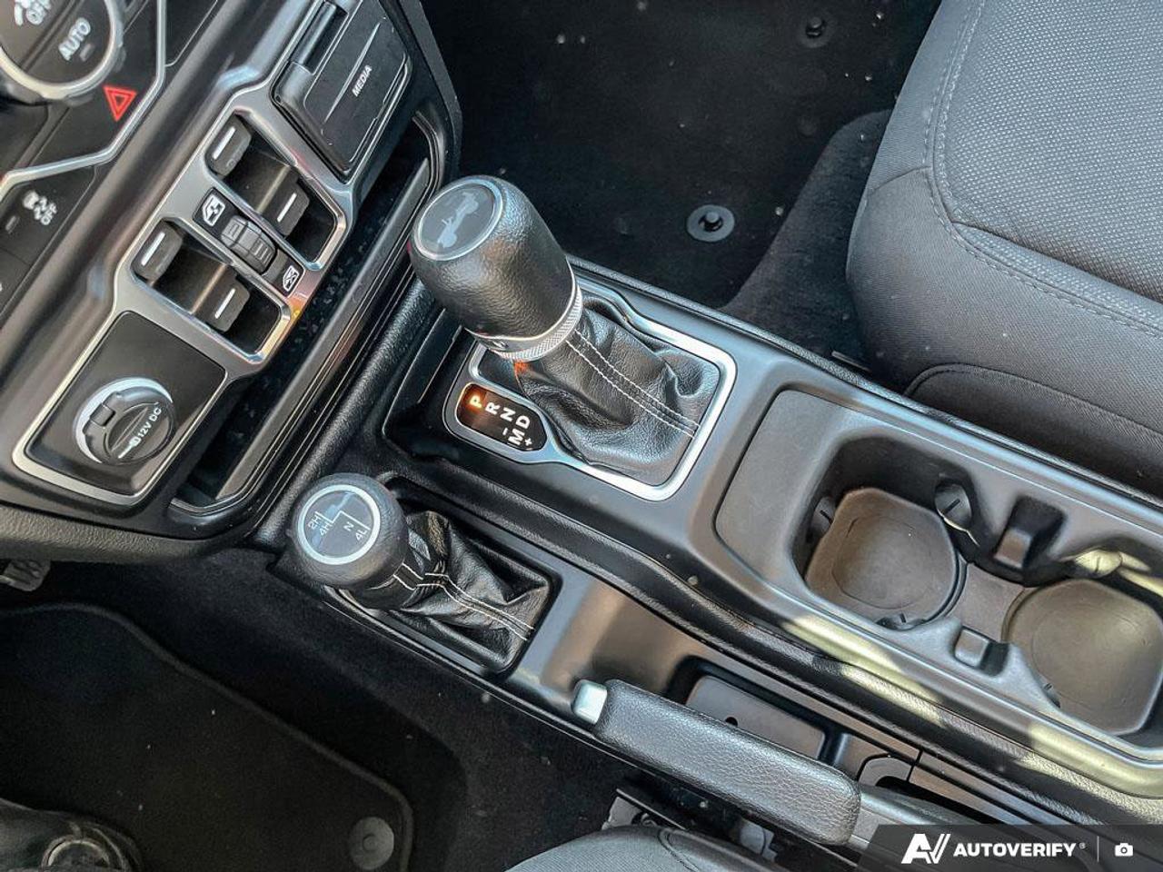 2023 Jeep Wrangler Sahara | Navigation | Apple Carplay | Android Auto | V6 | Alpine Audio | Photo