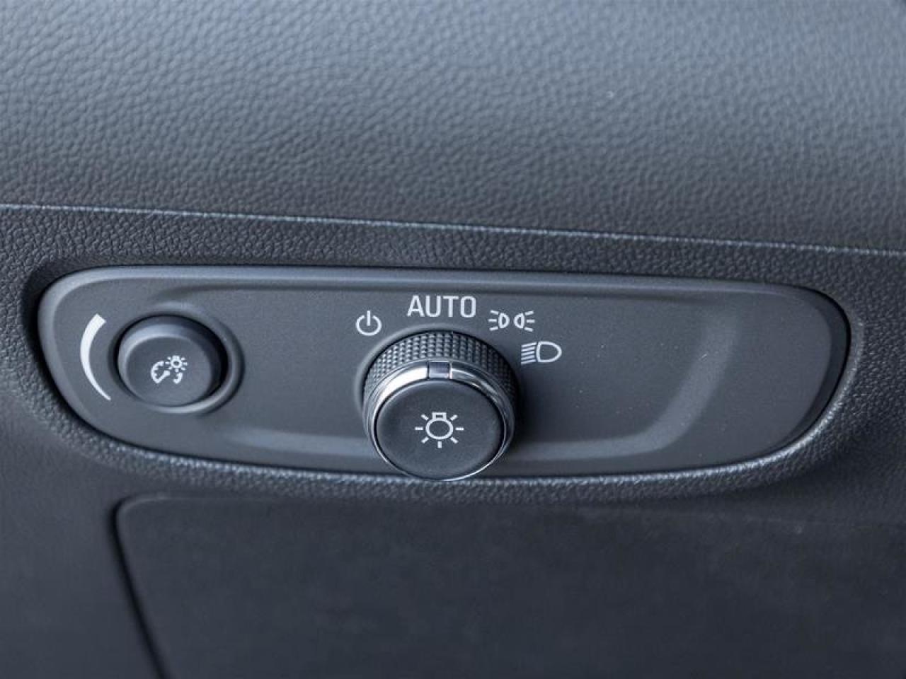 2026 Buick Encore GX Sport Touring Photo