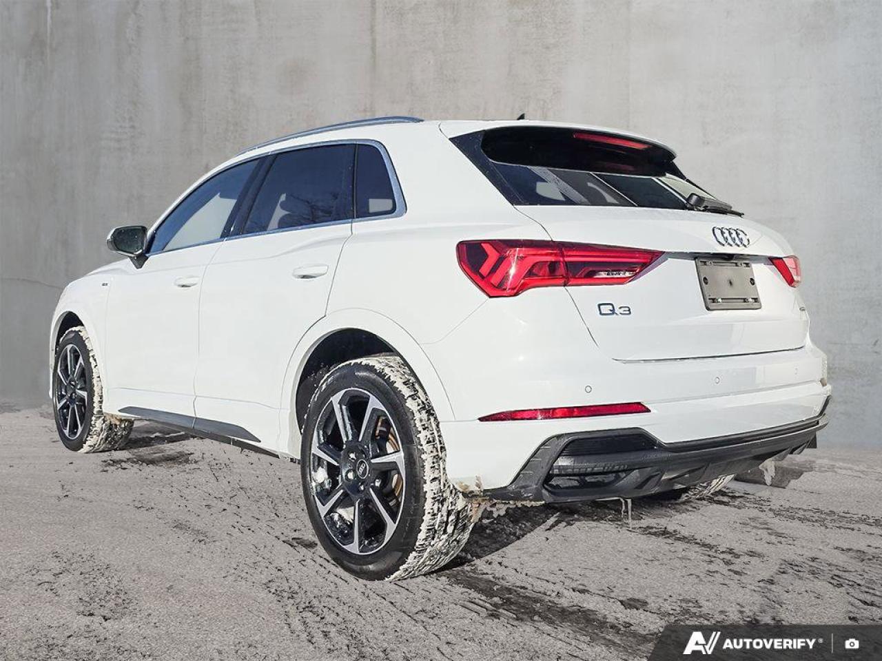 2025 Audi Q3 Progressiv | Apple CarPlay | Leather | Moonroof | Photo2