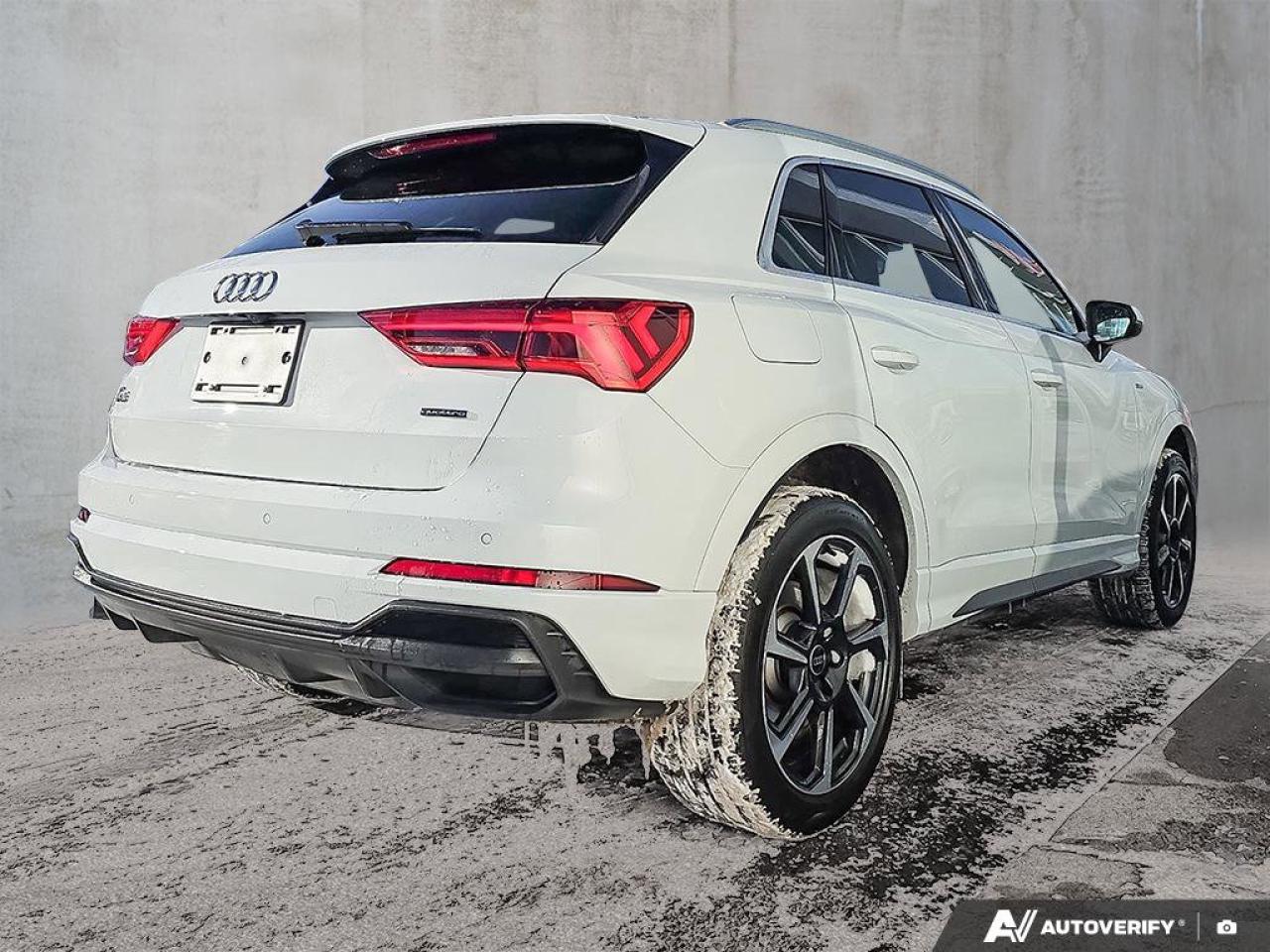 2025 Audi Q3 Progressiv | Apple CarPlay | Leather | Moonroof | Photo