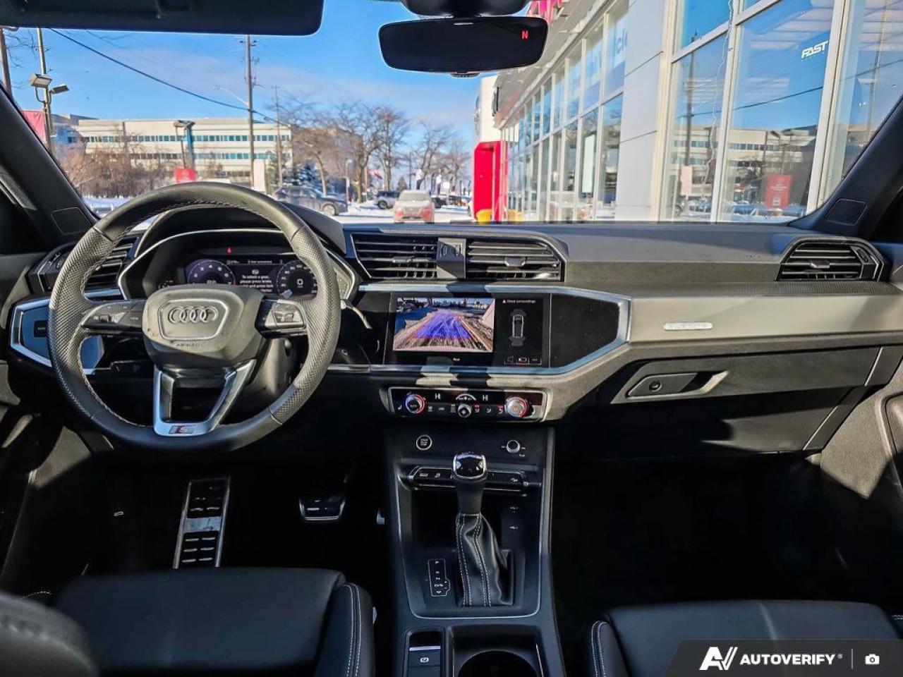 2025 Audi Q3 Progressiv | Apple CarPlay | Leather | Moonroof | Photo