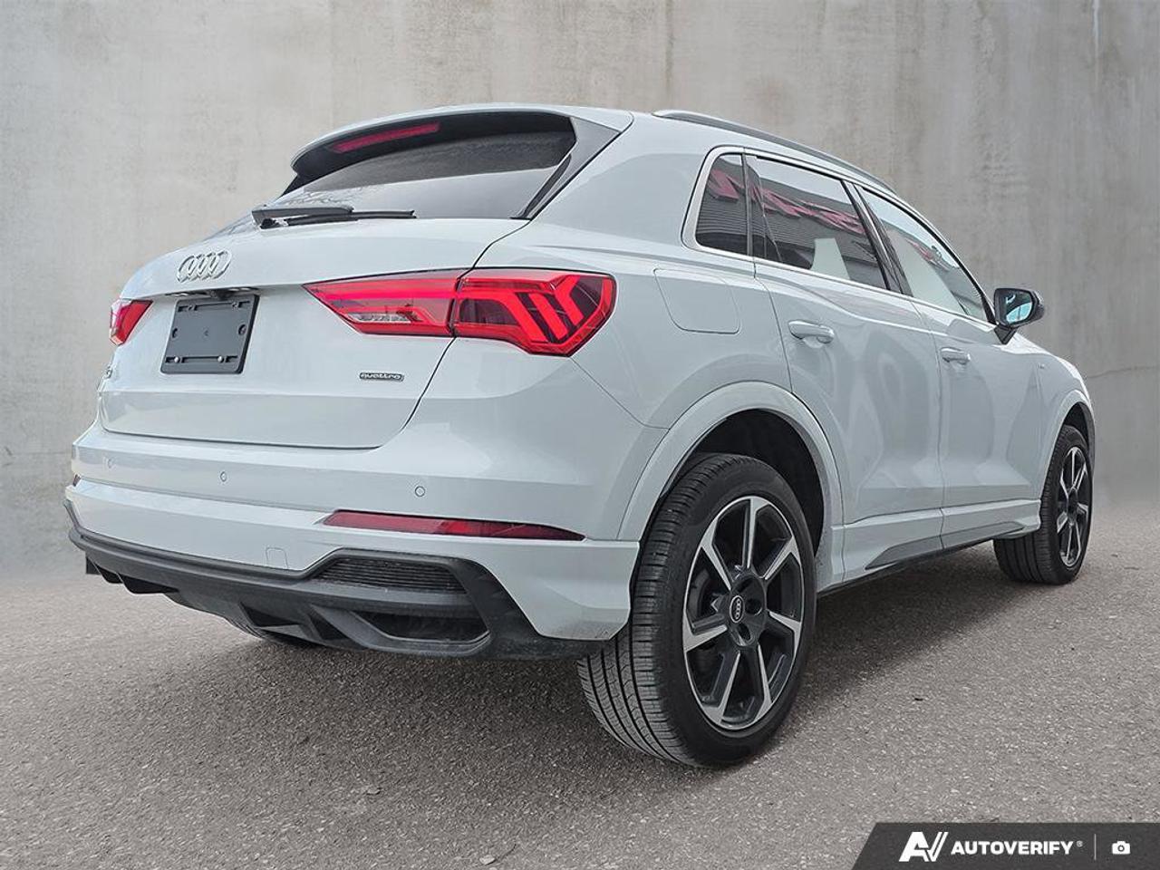 2025 Audi Q3 S Line Progressiv | Wireless Apple CarPlay | Leather | Moonroof | Photo